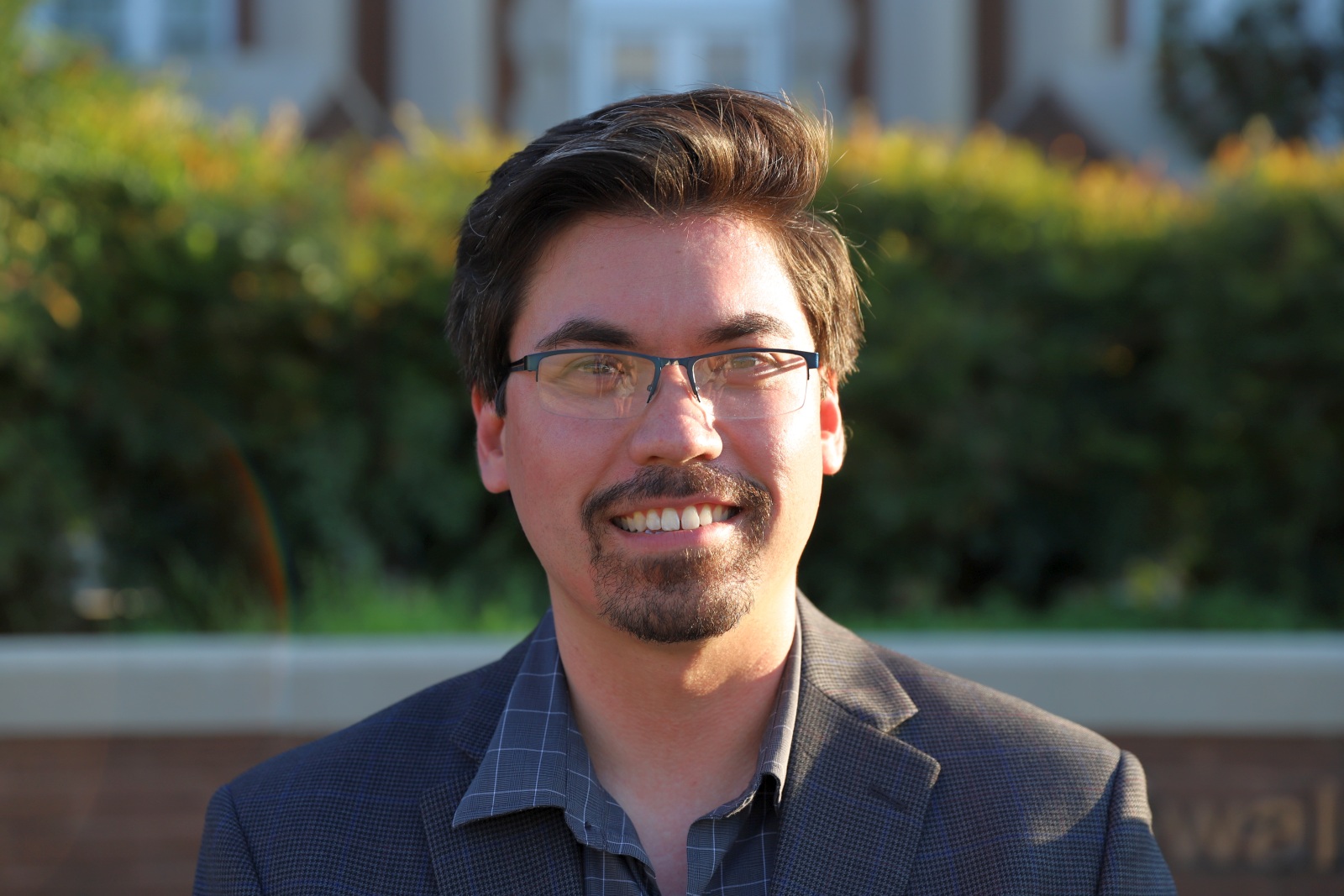 Faculty Advisor Eric Van Dornshuld